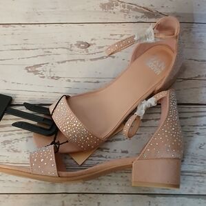 Madden NYC Little Girls Faux Suede Dress Sandals Neutral With Glittery Studs 13